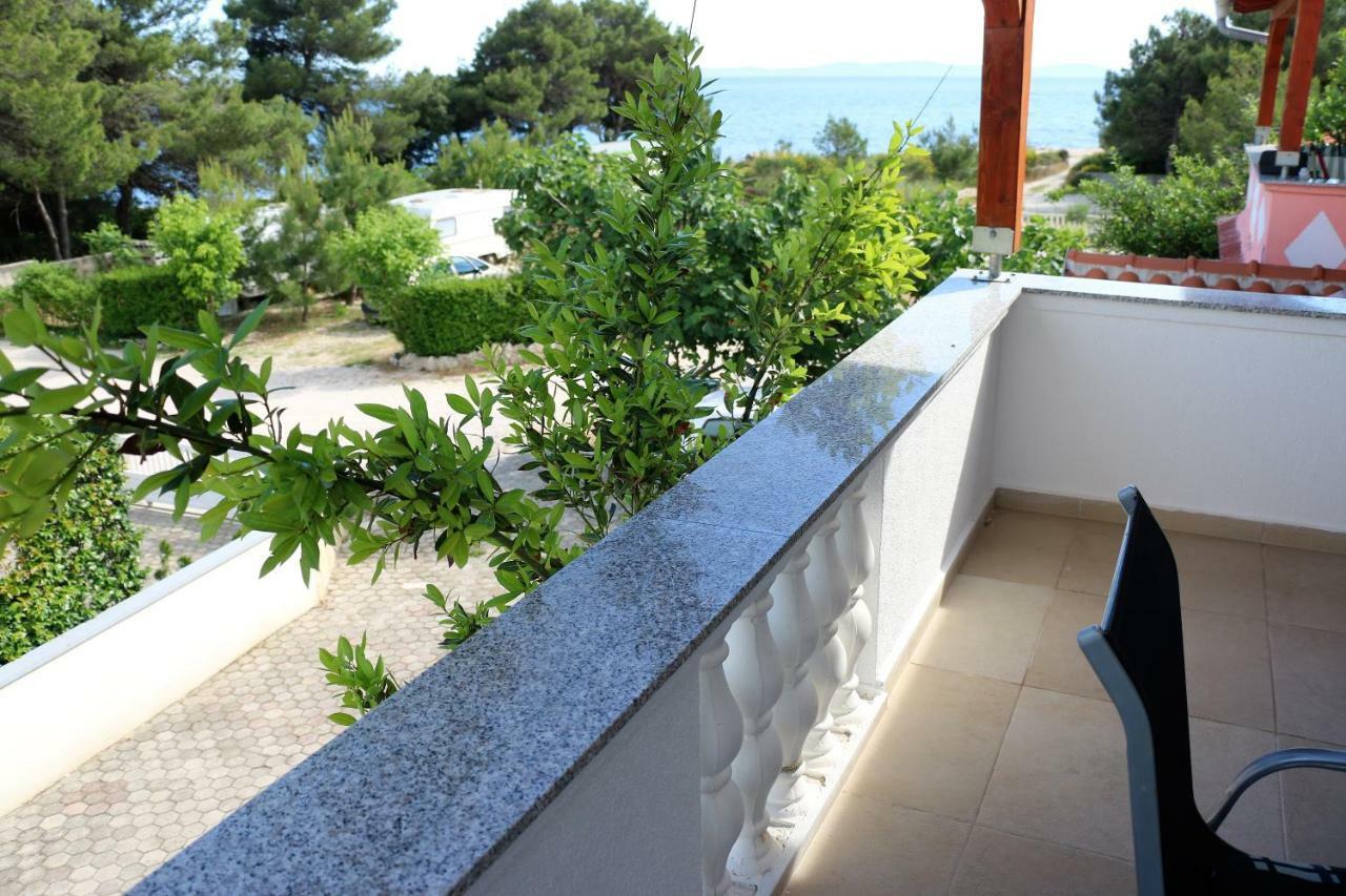 Apartments Vir Delfin 外观 照片