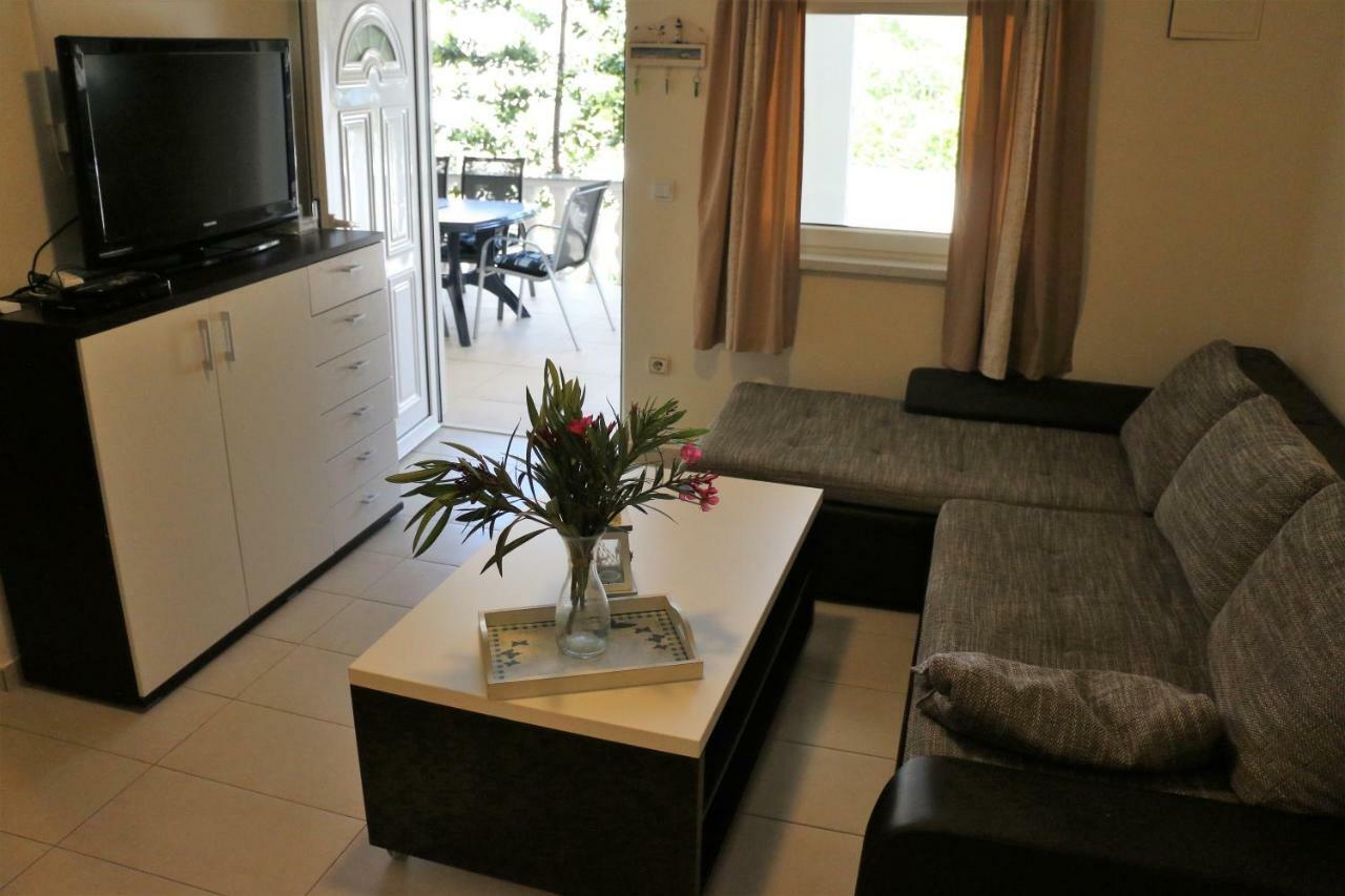 Apartments Vir Delfin 外观 照片