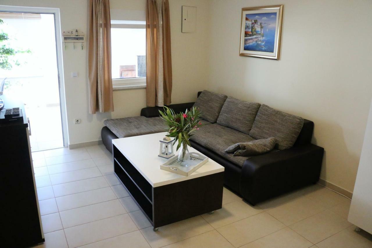 Apartments Vir Delfin 外观 照片