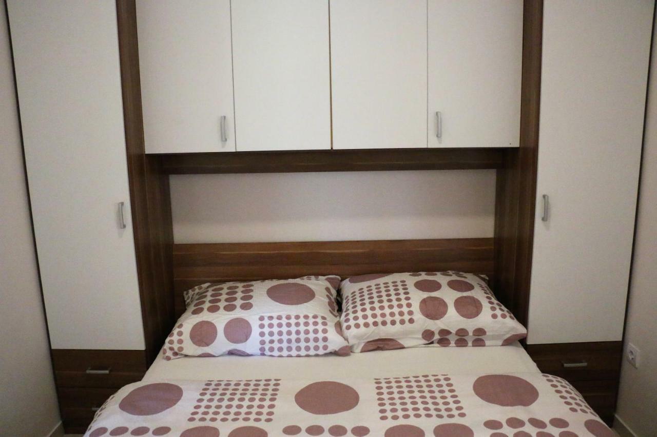 Apartments Vir Delfin 外观 照片